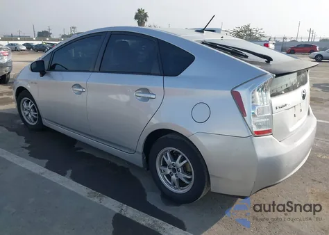 2011 Toyota Prius Three from USA, damaged, VIN JTDKN3DU3B5347630
